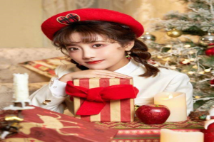 都半年没有收入了，可是李艺彤为什么不去工厂打螺丝呢