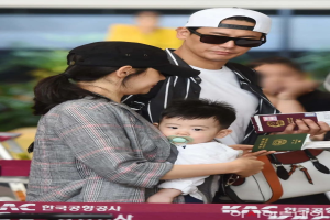 丈夫玩得花，39岁高龄冒险生子，秋瓷炫为什么不愿意离婚？