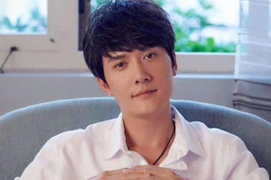 仅一年时间，赵丽颖与冯绍峰的现状一对比，才明白他们为何离婚