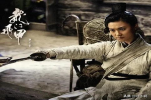 38岁的李宇春，为何一直不谈恋爱也不结婚？她到底想要的是什么？