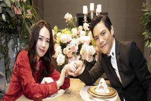 向佐和向佑，同样是向华强和陈岚的儿子，为何生活截然不同