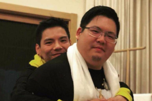 向佐和向佑，同样是向华强和陈岚的儿子，为何生活截然不同